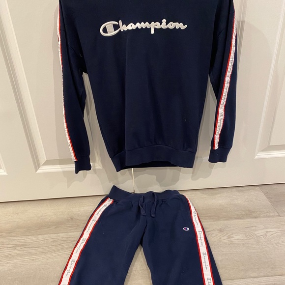 champion sweatsuit girls
